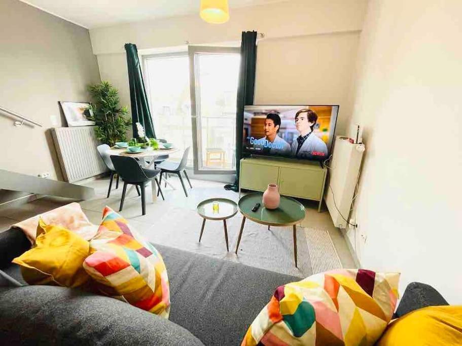 Charming In City Center - S6 Apartment